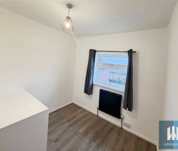 North Carr Croft, Huddersfield, HD5 - Photo 3