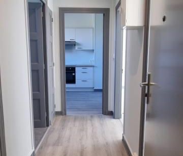 Location Appartement 2 pièces 56m² LE CREUSOT 71200 - Photo 5