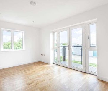 Ainger Close, Aylesbury, HP19 - Photo 1