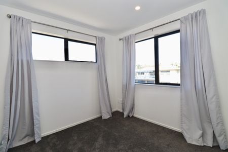 3Bed 2 Bath In Wattle Downs - Photo 4