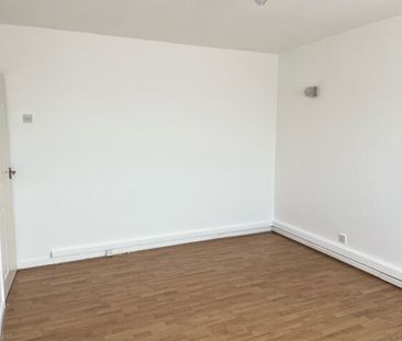 South Road, PORTHCAWL - Photo 5