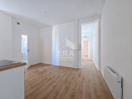 Location Appartement 2 pièces 56m² - Photo 3