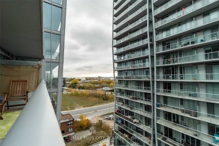 Riverside Square Lofts 15-30 , #910 - Photo 2