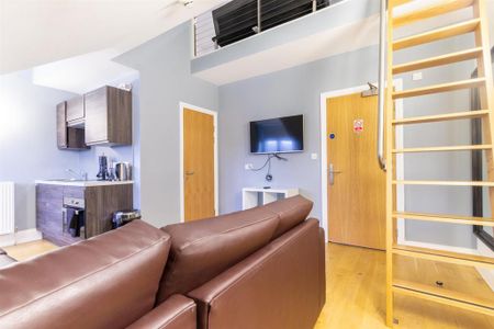 Studio to rent - Photo 3