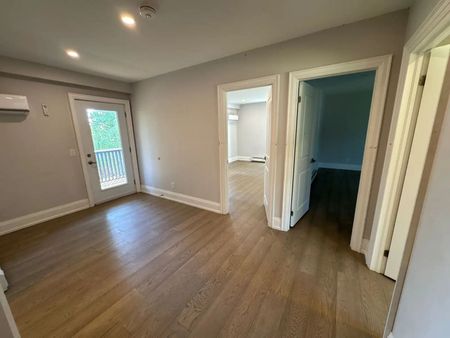 For Lease - 2785 Ireton Street Unit# 1, Innisfil, Ontario - Photo 2