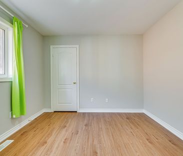 For Lease - 2132 Pine Glen Road, Oakville, Ontario - Photo 4