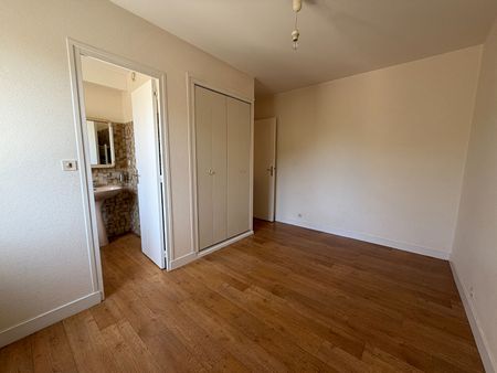 Location Appartement 2 pièces 44m² - Photo 5