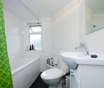 House Share - Photo 5