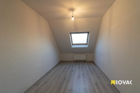 Halfopen nieuwbouwwoning met carport en tuin - Photo 2