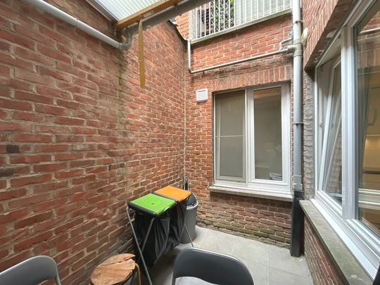 In het centrum gelegen appartement nabij het station met twee slaapkamers - Foto 1