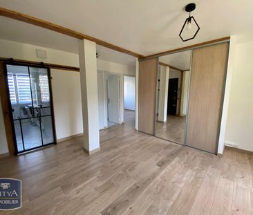 Location Appartement 3 pièces 63m² VILLEFRANCHE SUR SAONE 69400 - Photo 3