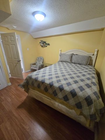 For Lease - 19 Red Plant Crescent Unit# Basement (Private 1 Bath), Brampton, Ontario - Photo 2