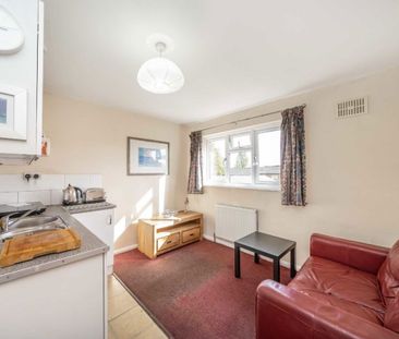 North Road, W5, London - Photo 1