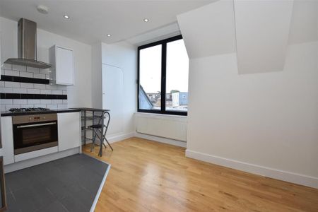 1 bedroom house to rent - Photo 3