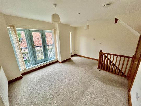 3 bedroom townhouse to rent - Photo 1