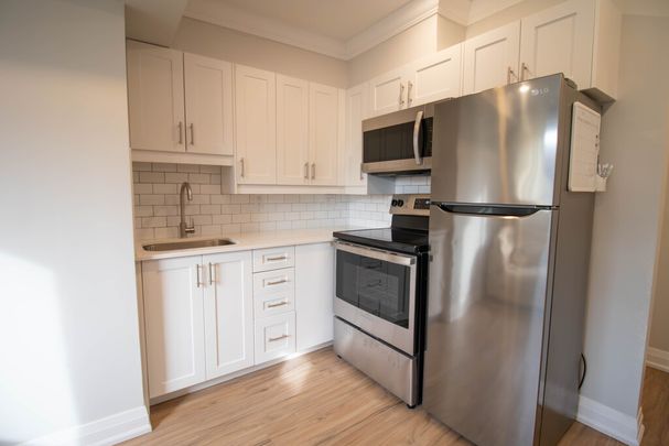 81 Empire St, Welland (Unit 7) - Extended Bachelor Apartment - Photo 1