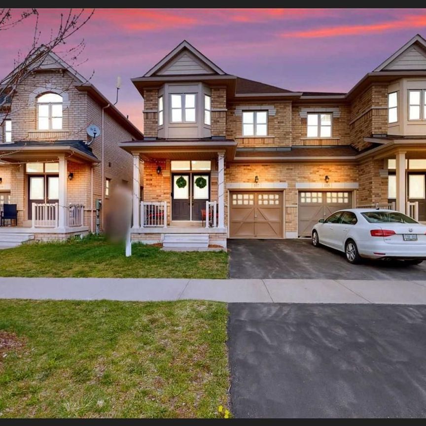 For Lease - 107 Thornbush Boulevard, Brampton, Ontario - Photo 1