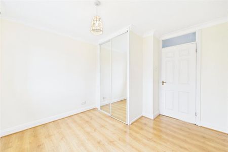 4 bedroom detached house to rent - Photo 5