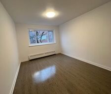 3420 Place Decelles - Bright 2-Bedroom Apartment for Rent - Photo 2