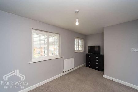 Faulkner Crescent, Lytham St. Annes, Lancashire, FY8 - Photo 5