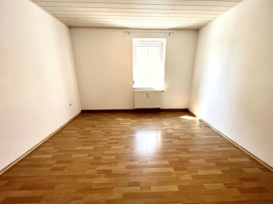 3-Zimmer Wohnung mit gratis Einbauküche und Balkon - Photo 1