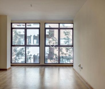 Valencia, Valencian Community 46011 - Photo 4