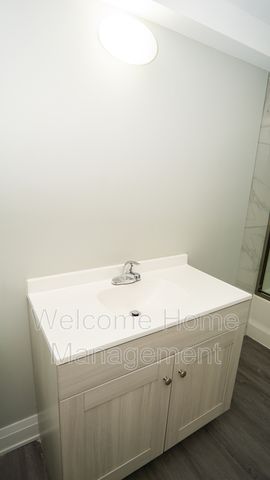 $1,895 / 3 br / 1.5 ba / 1400 sqft - Photo 4