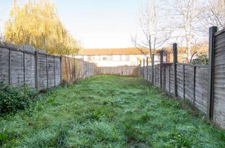 3 bedroom house to rent - Photo 2