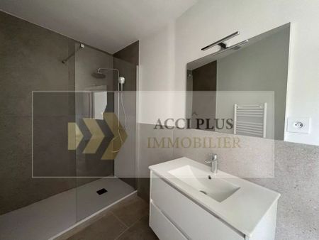 Location Appartement 2 pièces 58m² UZES 30700 - Photo 4