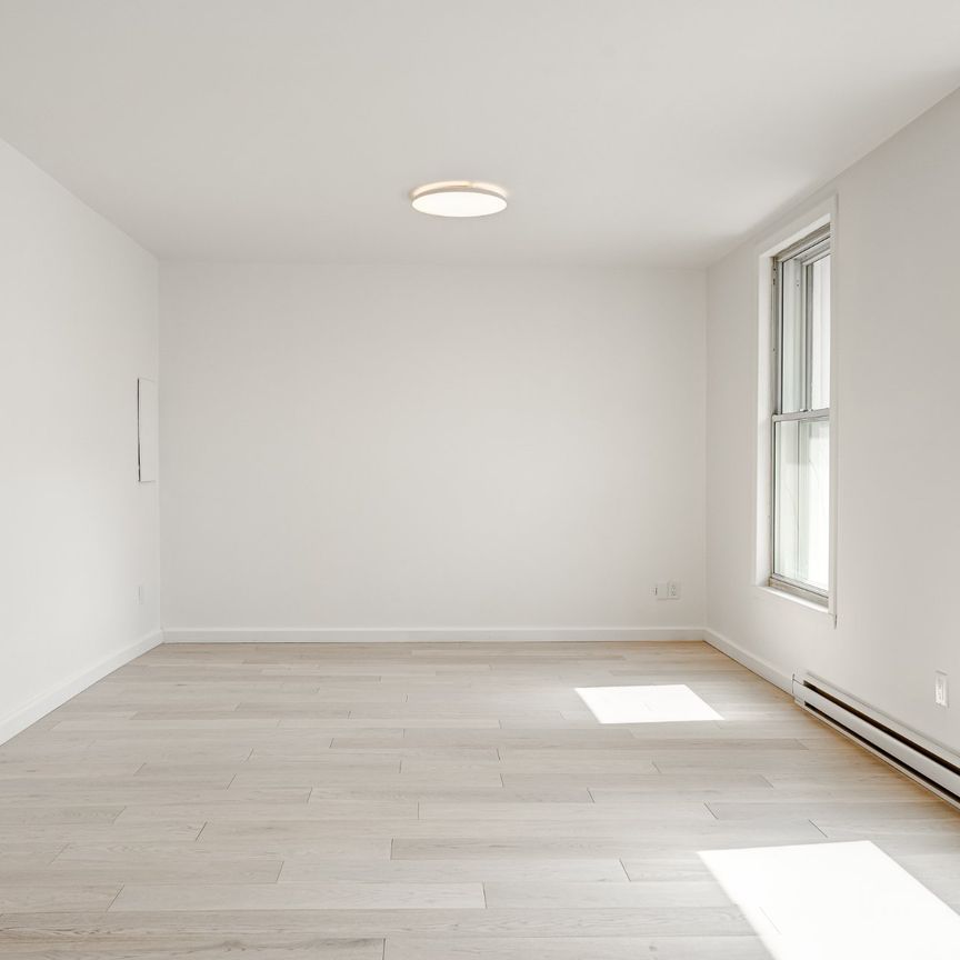 Condo for rent, Montréal (Le Sud-Ouest) - Photo 1