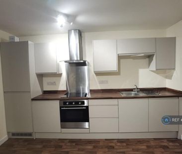 1 bedroom flat to rent - Photo 2