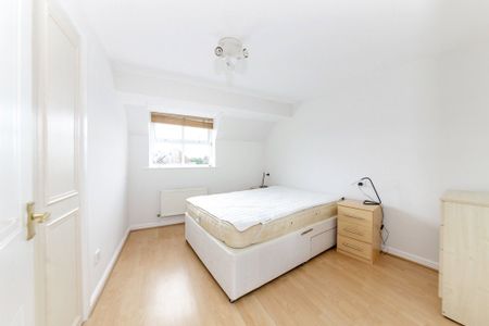 Regency Court, Newcastle-Upon-Tyne - Photo 4