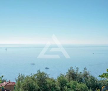 ROQUEBRUNE VILLAGE - MAISON MEUBLEE - STATIONNEMENTS ET PISCINE - Photo 3