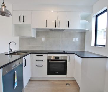 12/115 Swanson Road, Henderson - Photo 1