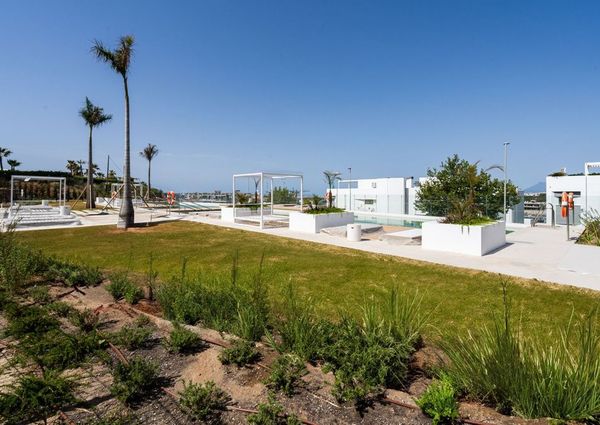 4 bedroom luxury Villa for rent in Marbella Del Este, Spain