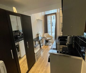 Studio Flat, Penywern Road, SW5 - Photo 4