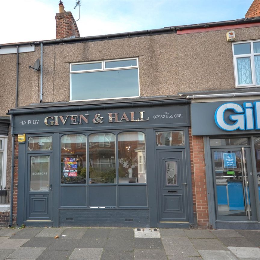 2 bed maisonette to rent in Stanhope Road, South Shields, NE33 - Photo 1