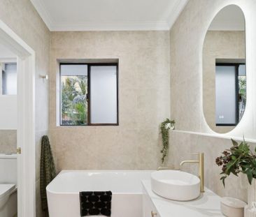 Refurbished & Fabulous - Move in For Christmas - Photo 1