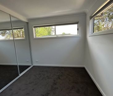 Low Maintenance - Photo 4