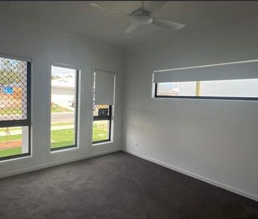 14 Cicely Circuit, Greenbank - Photo 1