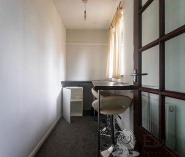 3 bedroom apartment to rent - Photo 1