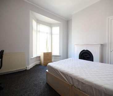 3 bedroom house share to rent - Photo 3