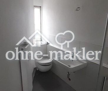 Erstbezug nach Sanierung ! 2-Zimmer, 50 m², EBK, Tageslichtbad, Gar... - Photo 3