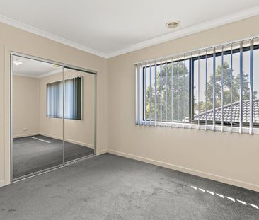 Lifestyle over three levels in an ideal location - Photo 4