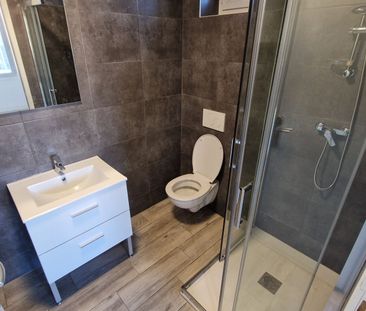 Saint victoret dans un petit immeuble un appartement de type 2 meublé, - Photo 3