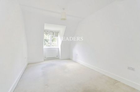 4 bedroom house to rent Colonel Crabbe Mews, Southampton, SO16 - Photo 3