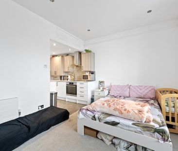 Studio to rent - Photo 5