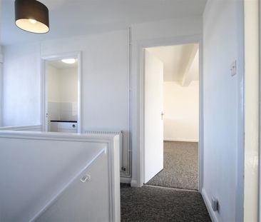 Cedar Court, Hills Road, Cambridge - Photo 3