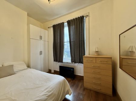 Aldersgate Street, . - Photo 2