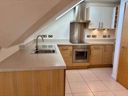 2 bedroom flat to rent - Photo 4